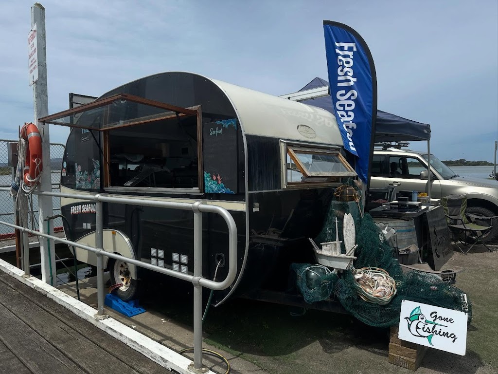 Frenchys of Mallacoota | Main Wharf Mallacoota, Mallacoota VIC 3892, Australia | Phone: 0461 454 109