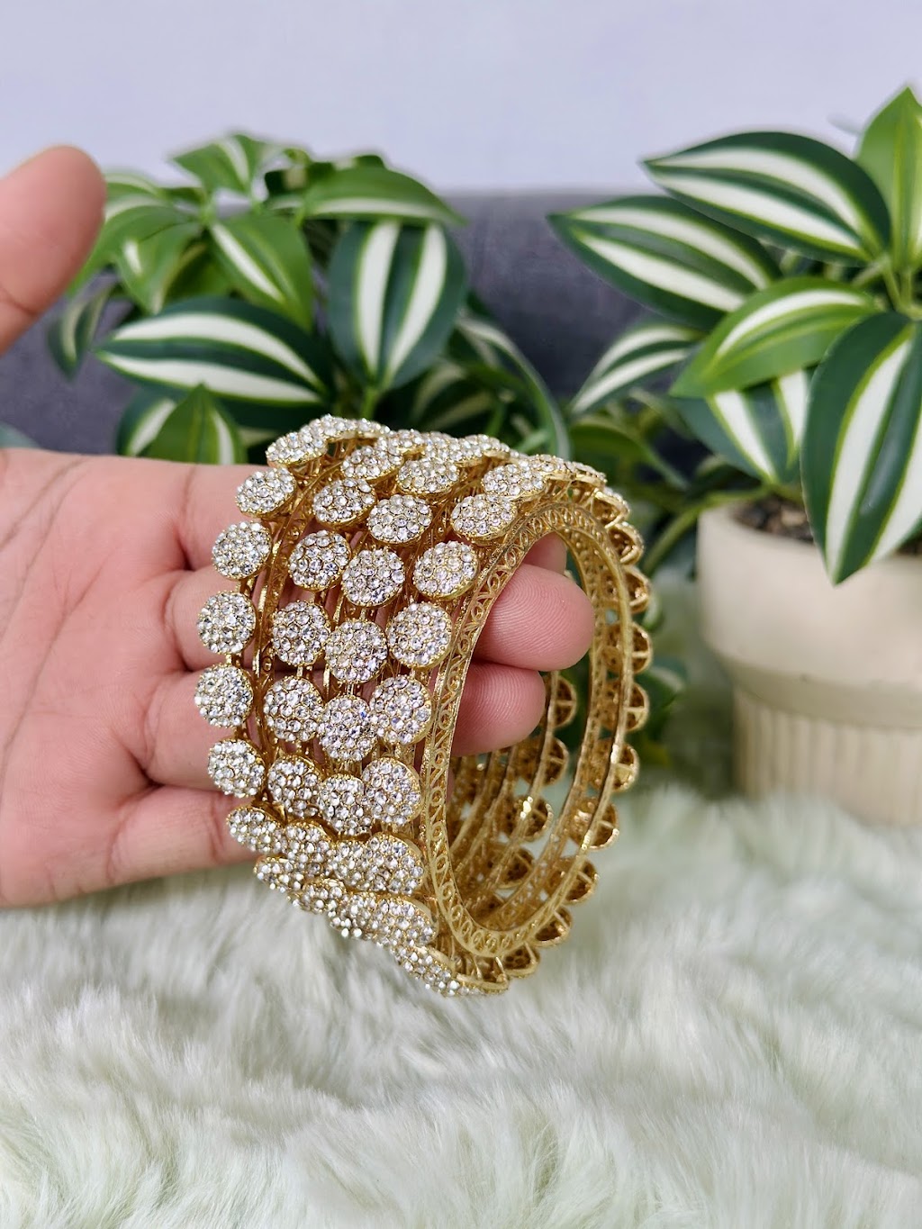 Parvesh Collection | 5a Mustard Ct, Edmondson Park NSW 2174, Australia | Phone: 0411 093 005