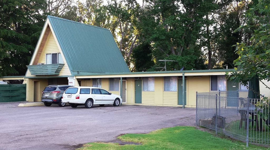 Millers Cottage Motel | lodging | 26 Parfitt Rd, Wangaratta VIC 3677, Australia | 0357215755 OR +61 3 5721 5755