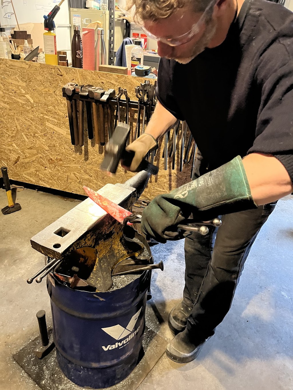 Metal Monkey Knives | 124 New Rd, Franklin TAS 7113, Australia | Phone: 0420 750 254