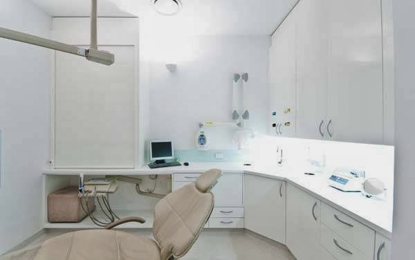 Dentist at Care | dentist | shop 4/2 Redleaf Ave, Wahroonga NSW 2076, Australia | 0299898966 OR +61 2 9989 8966