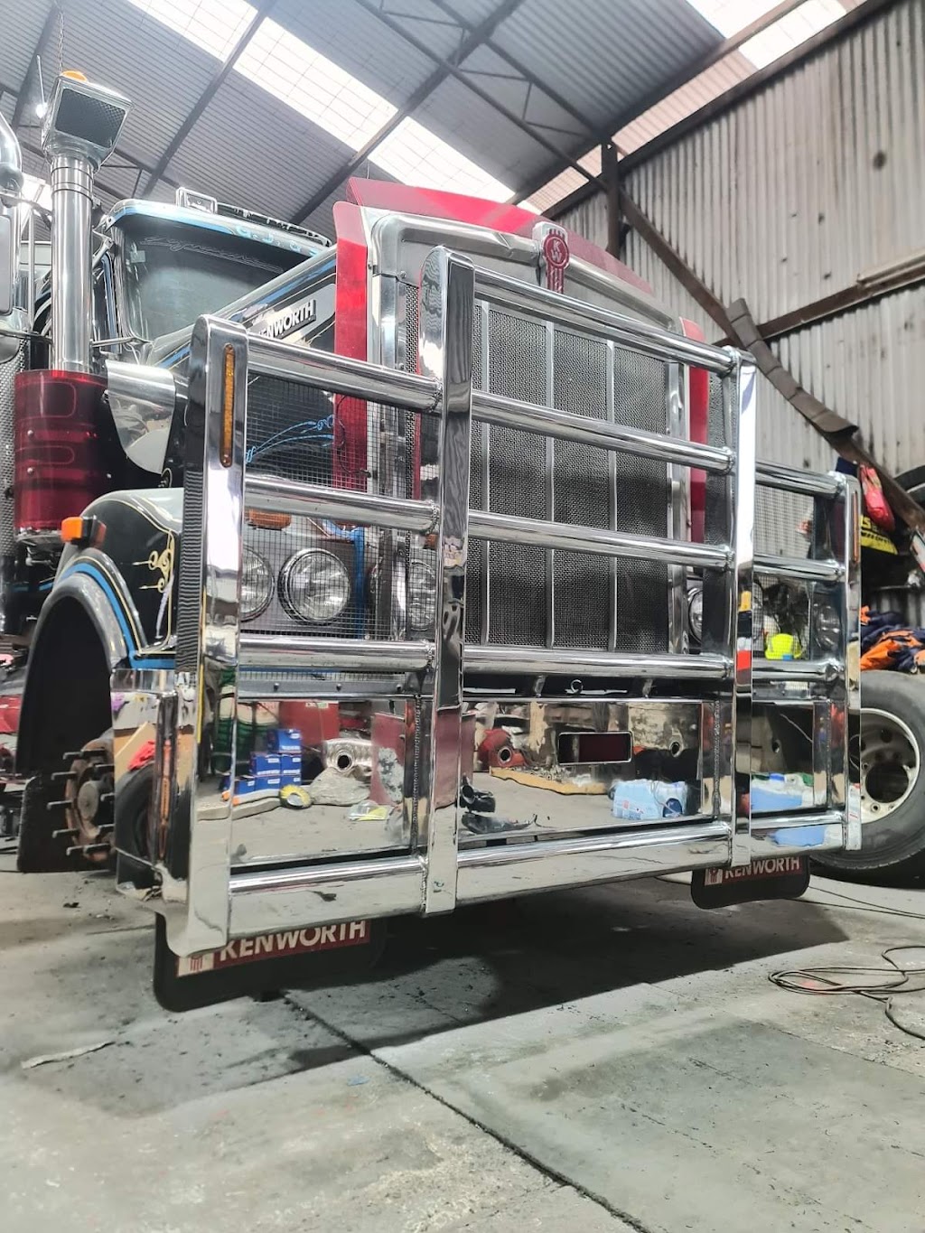 Mobile Truck Polishing | 7 Edgar St, Yagoona NSW 2199, Australia | Phone: 0468 371 051