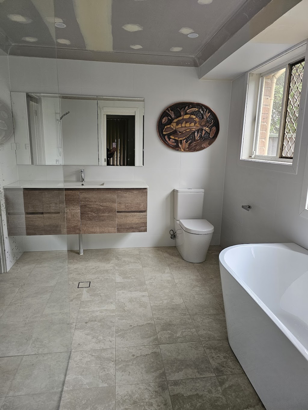 kr coastwide tiling and bathroom renovations | Sunrise Ave, Budgewoi NSW 2262, Australia | Phone: 0408 551 486
