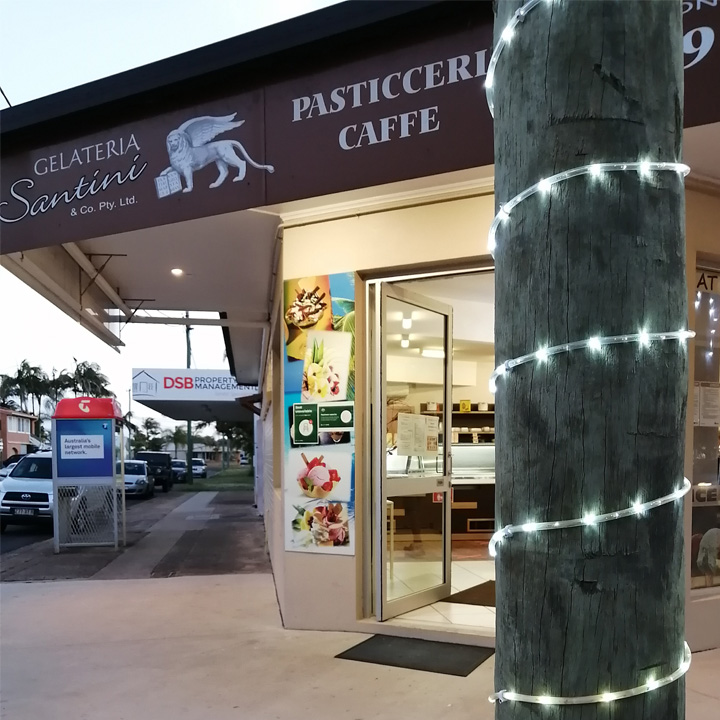 Santini Italian Pastry Cafe | 2/470 Esplanade, Torquay QLD 4655, Australia | Phone: (07) 4124 9903