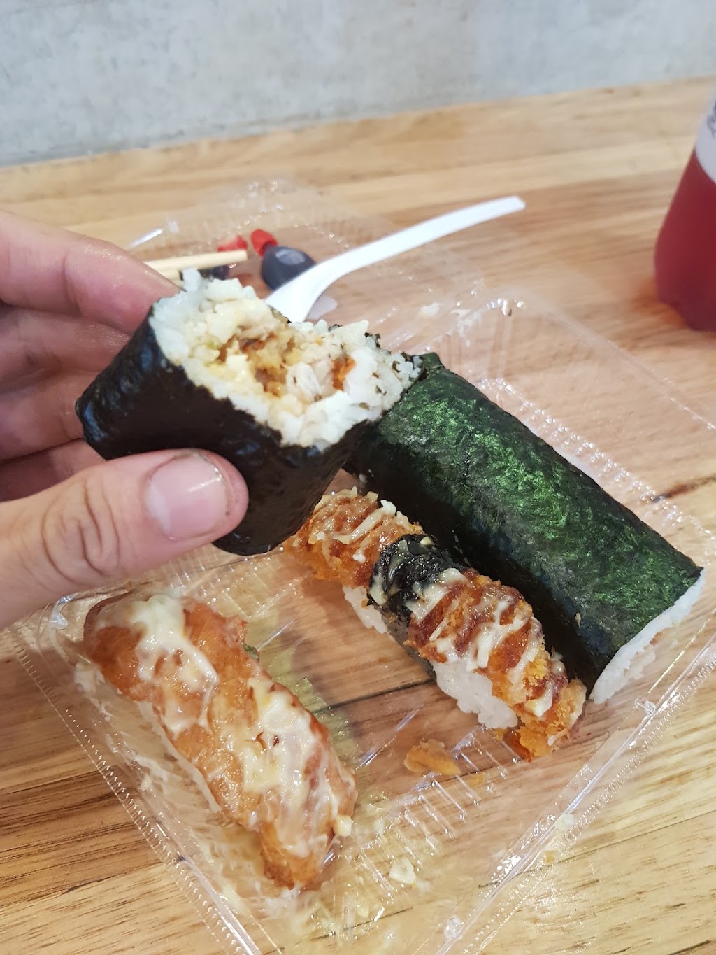 Sushi Hub Tuggerah | Shop 1010/50 Wyong Rd, Tuggerah NSW 2259, Australia | Phone: (02) 4351 0886