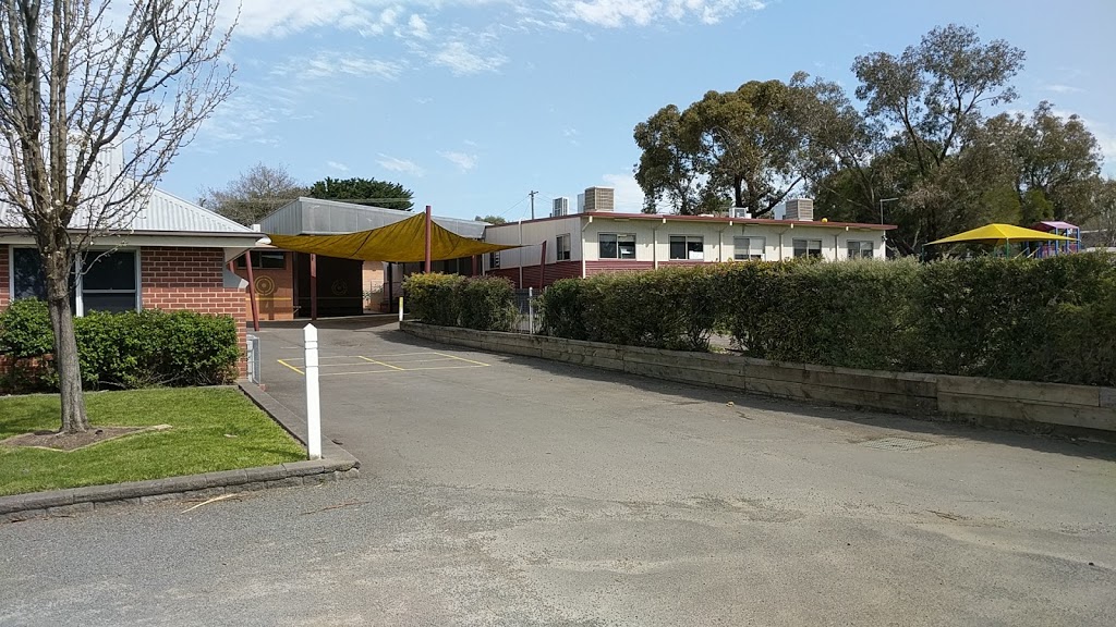 Mercy Regional College | school | Henderson St, Camperdown VIC 3260, Australia | 0355932011 OR +61 3 5593 2011