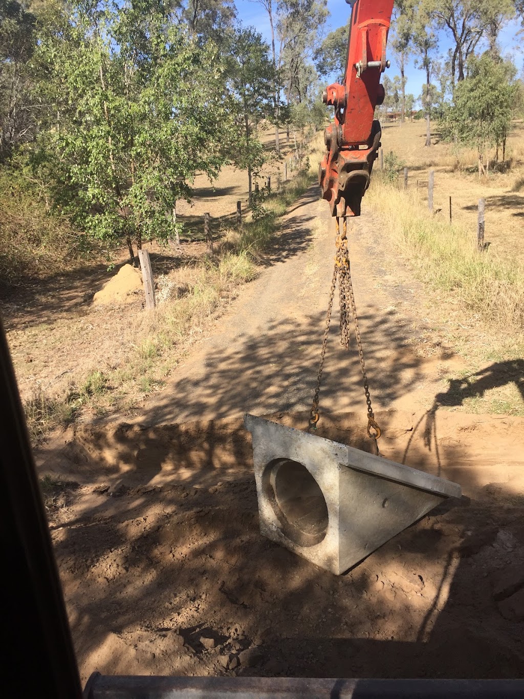 Wode Earthmoving Pty Ltd | 9 Coot Pl, Laidley Heights QLD 4341, Australia | Phone: 0405 315 197