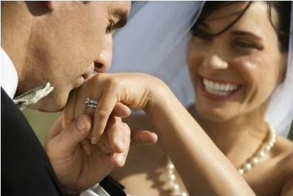 Redcliffe North Lakes and Bribie Island Wedding Celebrants | 1 Nambour Ct, Deception Bay QLD 4508, Australia | Phone: 0438 737 226