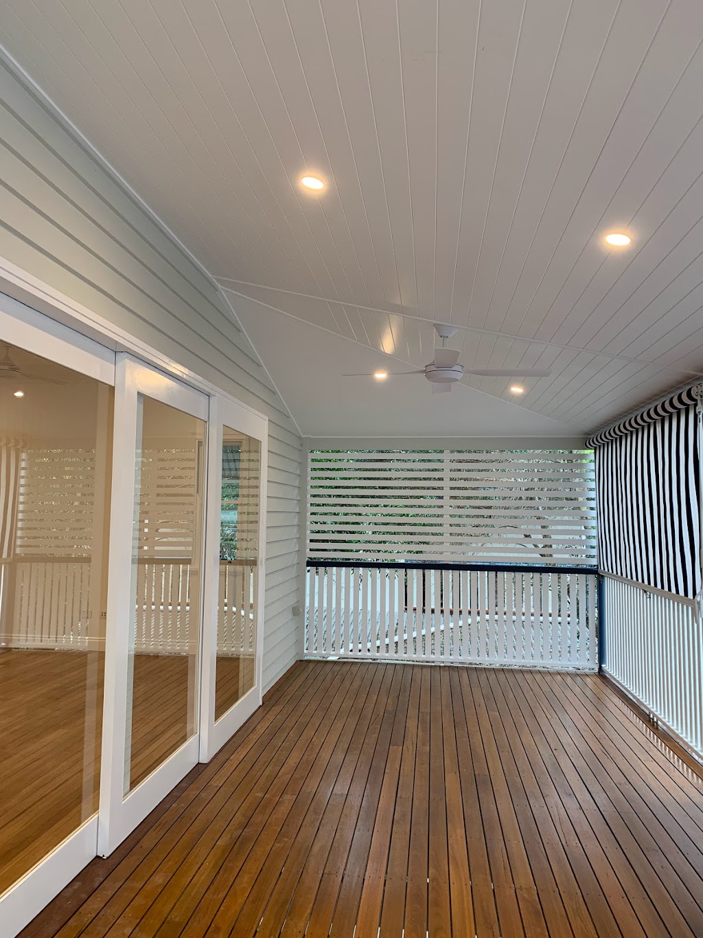 KB PAINTING AND DECORATING SERVICE | 3 Woodrow Pl, Marsden QLD 4132, Australia | Phone: 0469 594 782