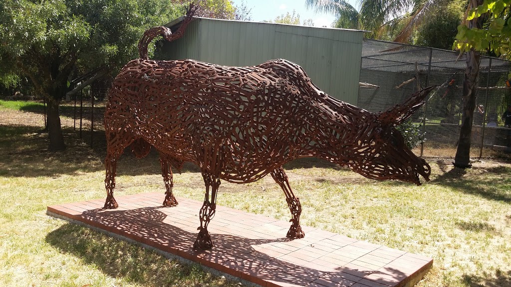 Piccoli’s Spanner Sculptures | school | 1314 Boort-Quambatook Rd, Barraport VIC 3537, Australia | 0354554257 OR +61 3 5455 4257