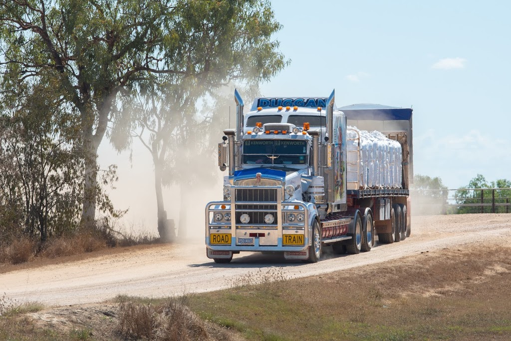 Duggan Bulk Haulage | 11 Crendon St, Emerald QLD 4720, Australia | Phone: (07) 4982 1105