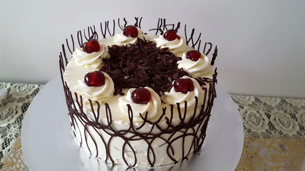 Treat With a Cake | bakery | 22 Tyler Cres, Tarneit VIC 3029, Australia | 0469360317 OR +61 469 360 317