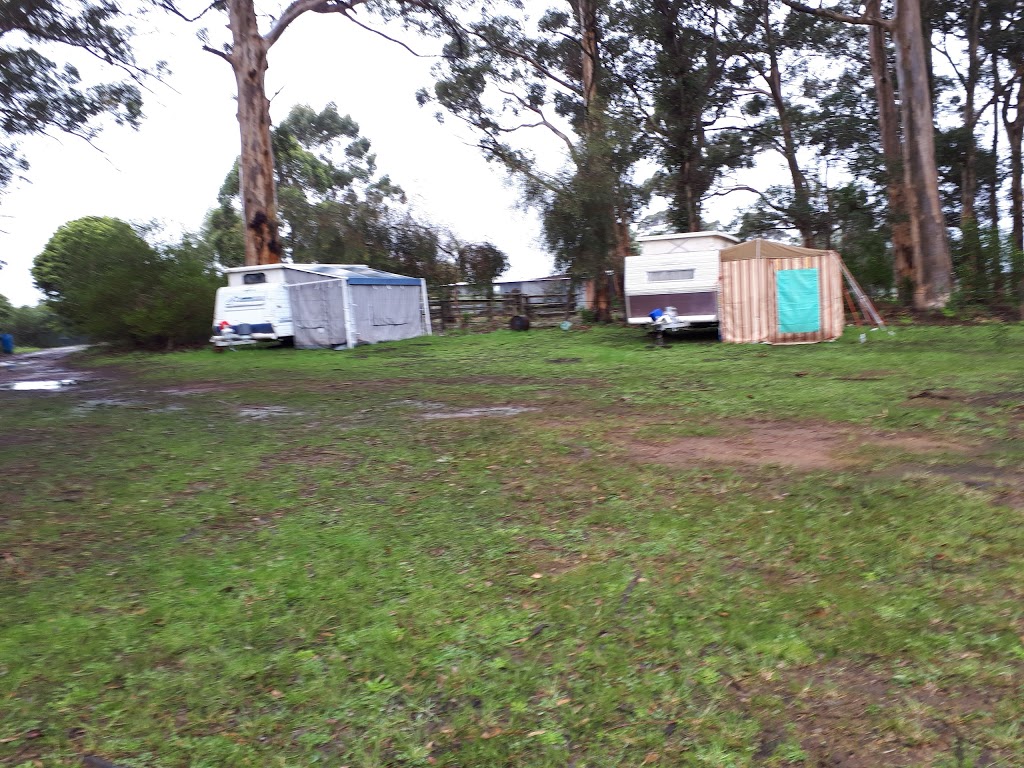 Boat Harbour Chalets | campground | 171 Boat Harbour Rd, Parryville WA 6333, Australia | 0898408212 OR +61 8 9840 8212