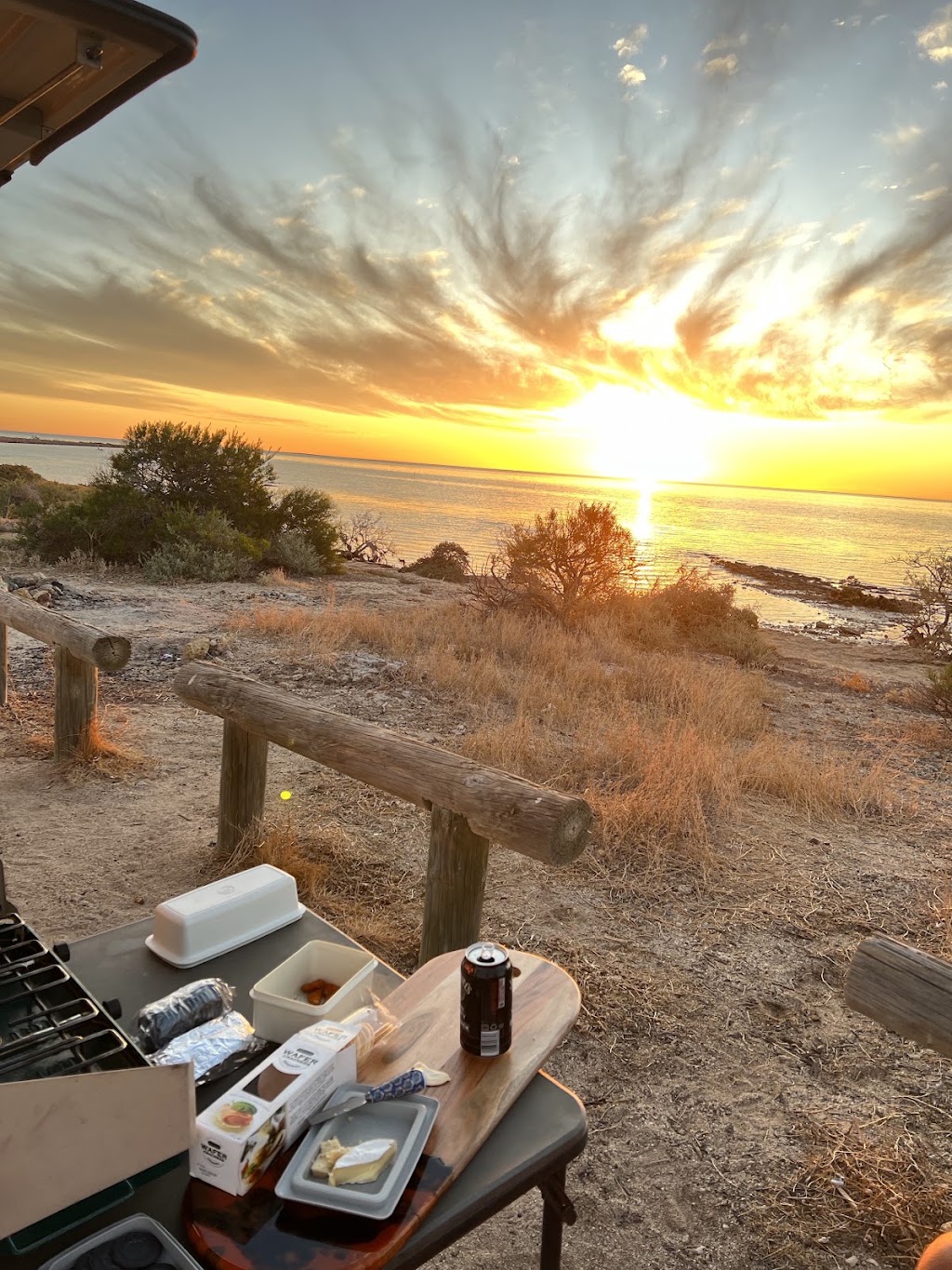 Gladstone Bay Campground | N W Coastal Hwy Turn off opposite Yaringa Station, Wooramel WA 6530, Australia | Phone: (08) 9942 5952
