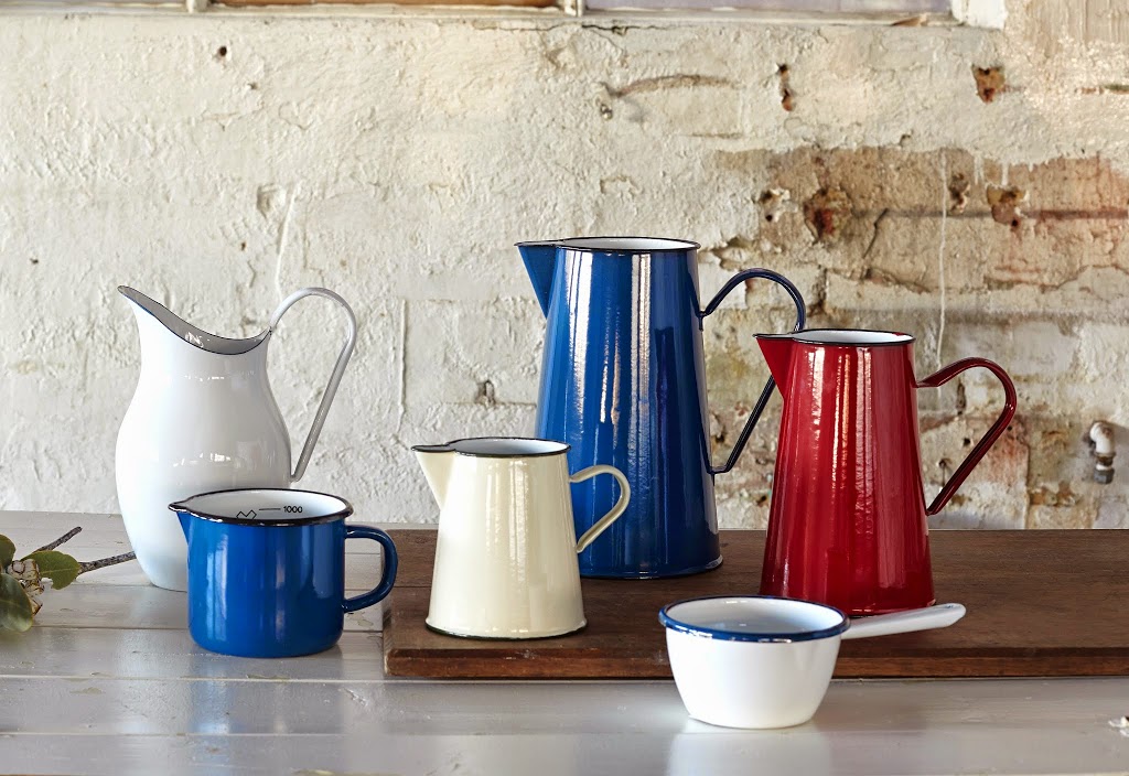 Vintage & Nostalgia Co | 154 Waverley Rd, Malvern East VIC 3145, Australia | Phone: (03) 9571 8483