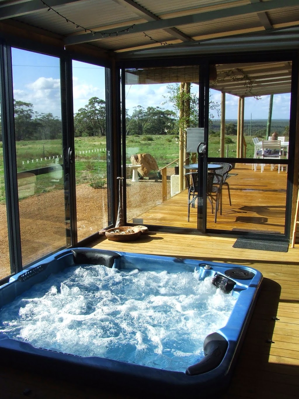 Cloud Nine Spa Chalets | 278 Moorialup Rd, Porongurup WA 6324, Australia | Phone: (08) 9853 1111