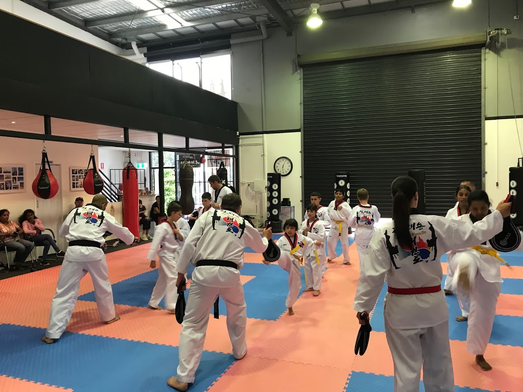 Jaes Taekwondo / Kickboxing | gym | Unit7/27 Bate Cl, Pakenham VIC 3810, Australia | 0430435051 OR +61 430 435 051