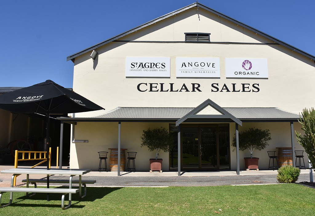 Angove Family Winemakers | 271 Bookmark Ave, Renmark South SA 5341, Australia | Phone: (08) 8580 3100