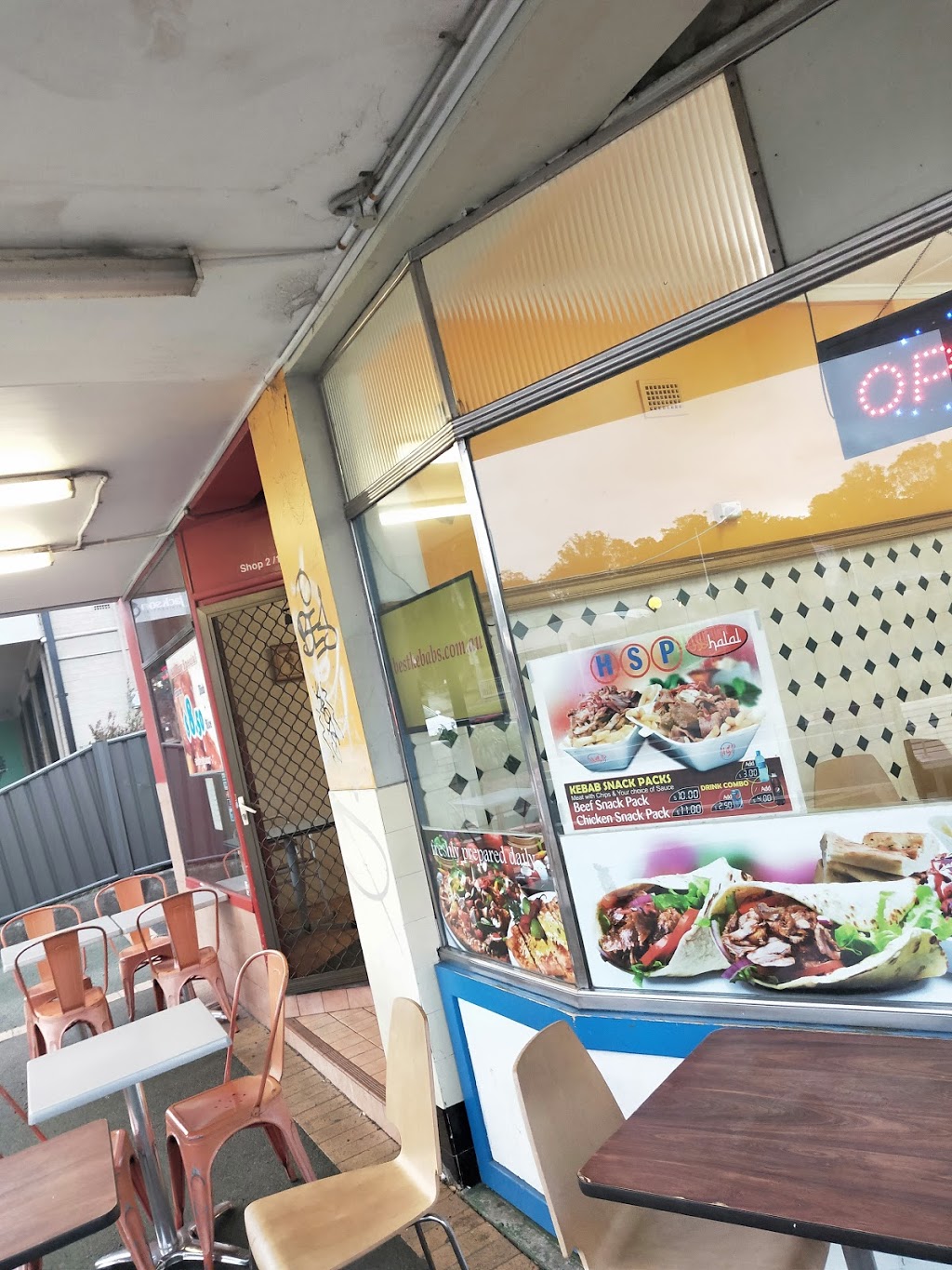 Gwynneville Kebab and Pide House | restaurant | 164 Gipps Rd, Gwynneville NSW 2500, Australia | 0242294468 OR +61 2 4229 4468