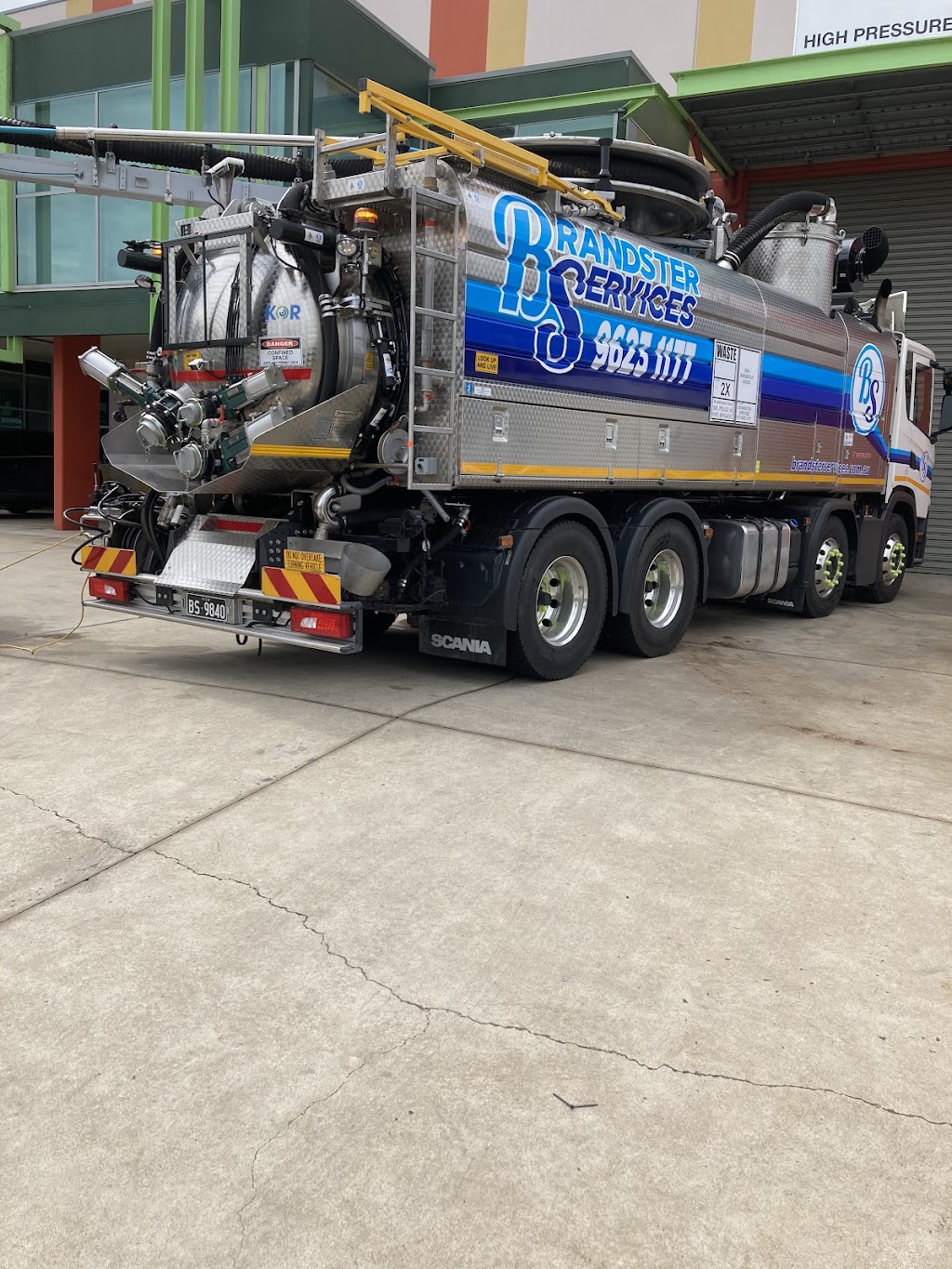 Veolia | Liquid Treatment St Marys | 4-7/15 Lee Holm Rd, St Marys NSW 2760, Australia | Phone: (02) 9623 1177