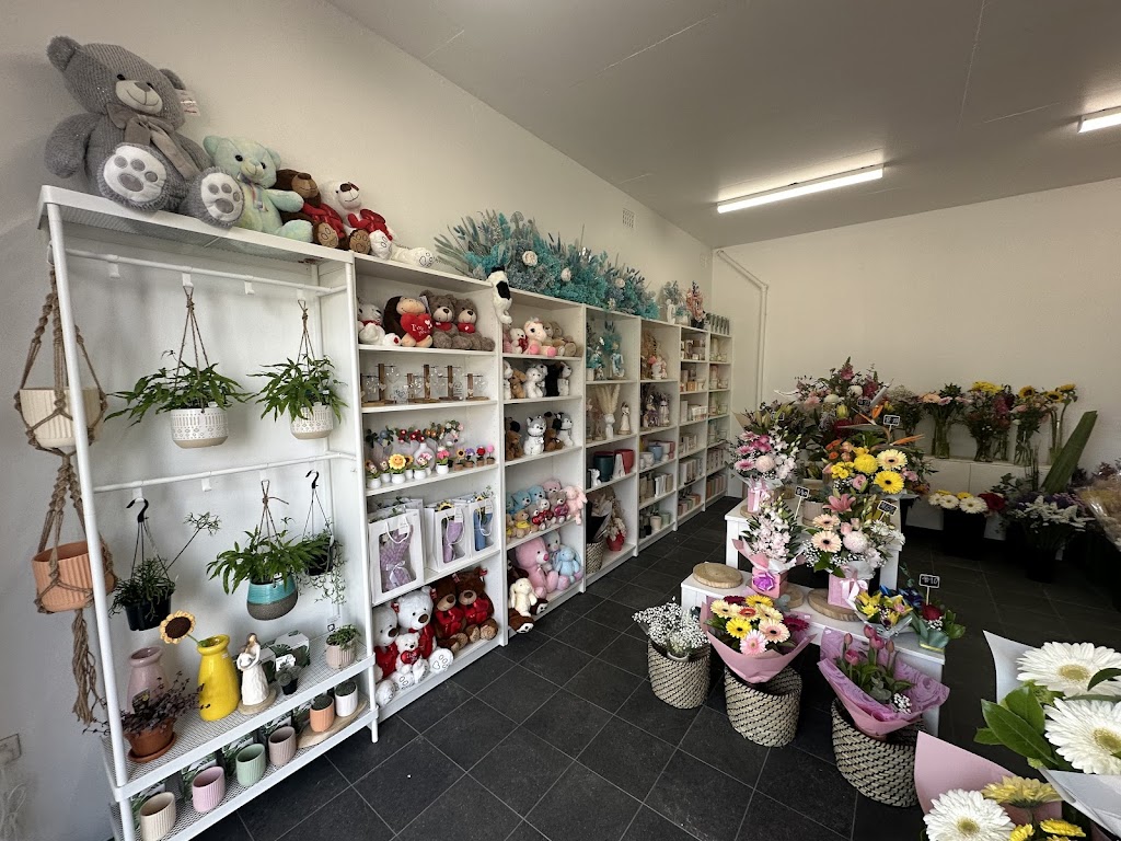 De Marie florist | Shop4/486 Londonderry Rd, Londonderry NSW 2753, Australia | Phone: 0452 156 423