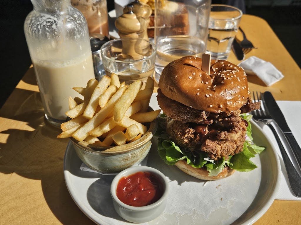 The Walrus Waverley | 29 Albion St, Waverley NSW 2024, Australia | Phone: (02) 8964 7529