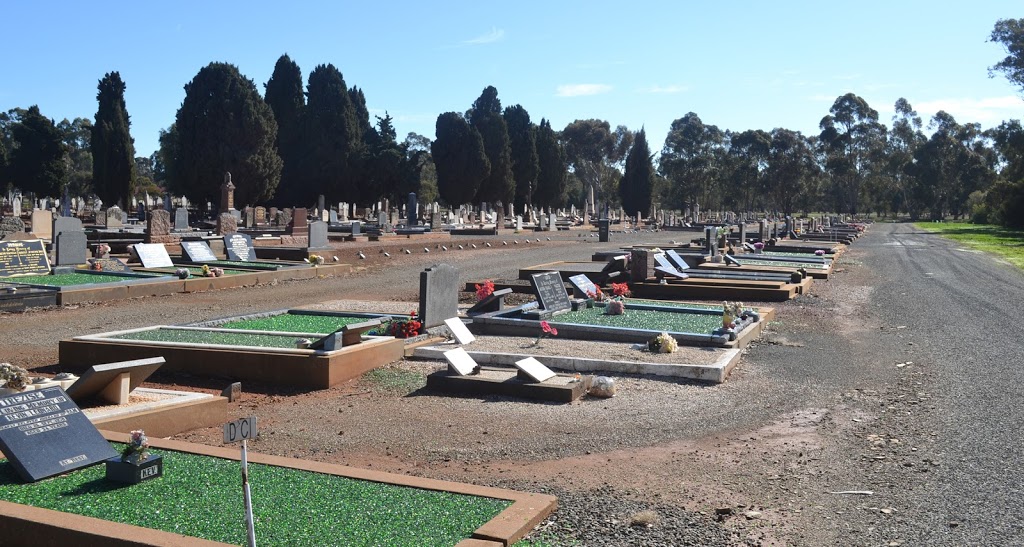 Jamestown Cemetery | 197 Irvine St, Jamestown SA 5491, Australia