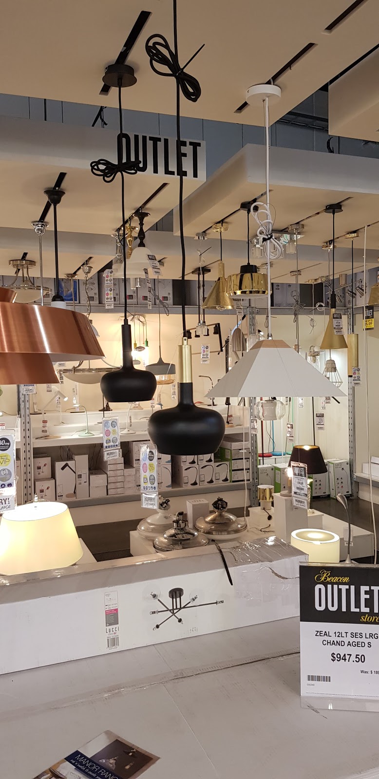 Beacon Lighting | home goods store | 4/120 Bulla Rd, Strathmore VIC 3041, Australia | 0393744022 OR +61 3 9374 4022