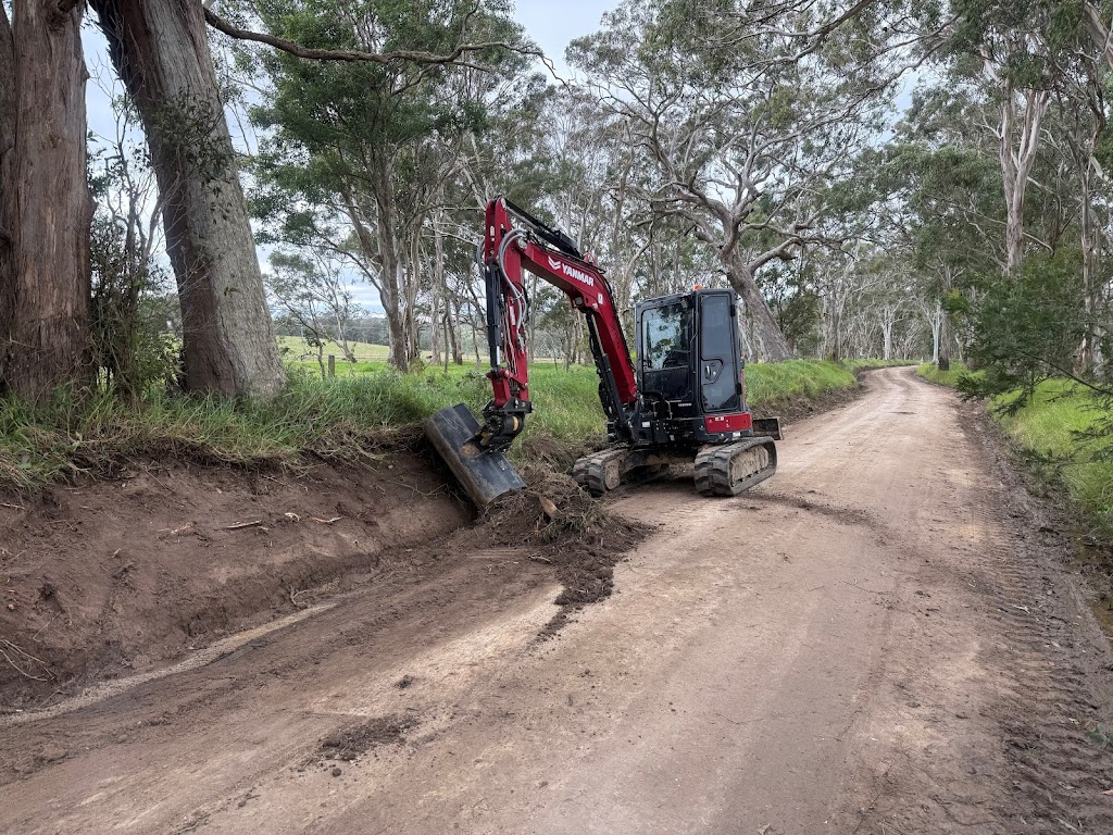 Hughes Plant and Civil | 243 Bellevue Rd, Tenterfield NSW 2372, Australia | Phone: 0407 179 982