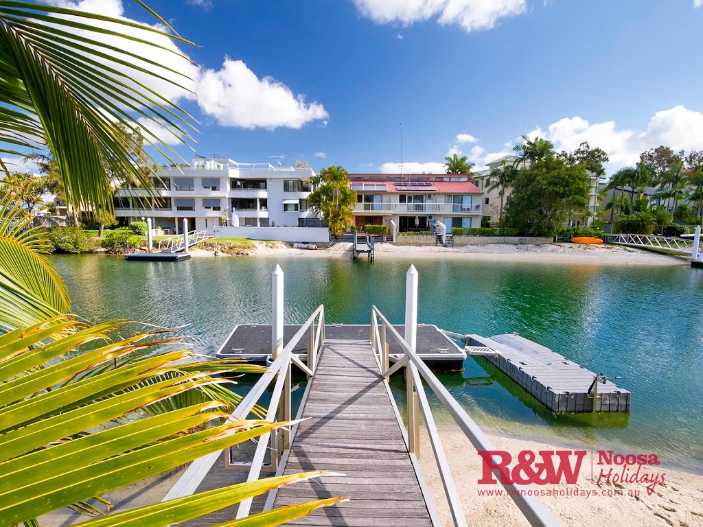 24 Cooran - RW Noosa Holidays | 24 Cooran Ct, Noosa Heads QLD 4567, Australia | Phone: (07) 5448 0966