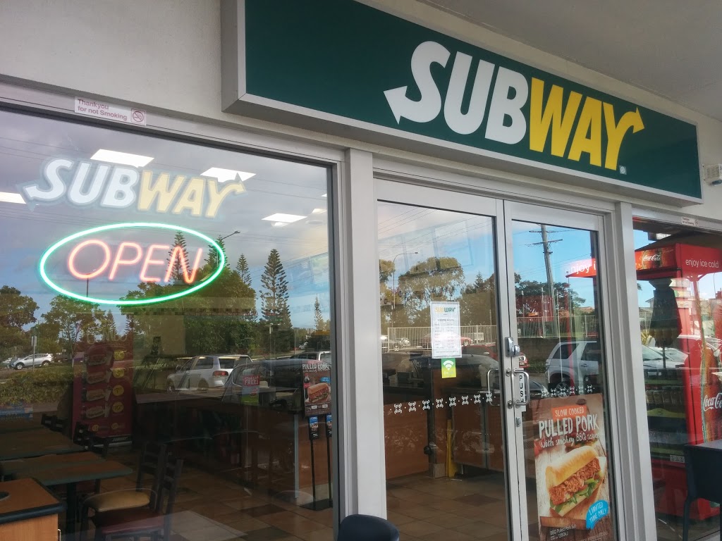 Subway® Restaurant | shop 4/455 Anzac Ave, Rothwell QLD 4022, Australia | Phone: (07) 3293 2511