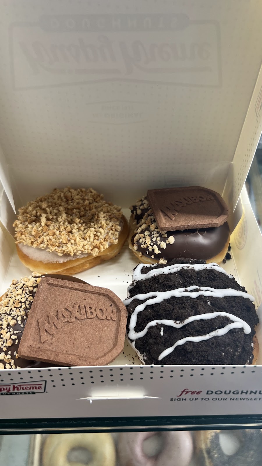 Krispy Kreme Pheasants Nest Southbound | T06 Hume Mtwy, Pheasants Nest NSW 2574, Australia | Phone: (02) 4602 7063