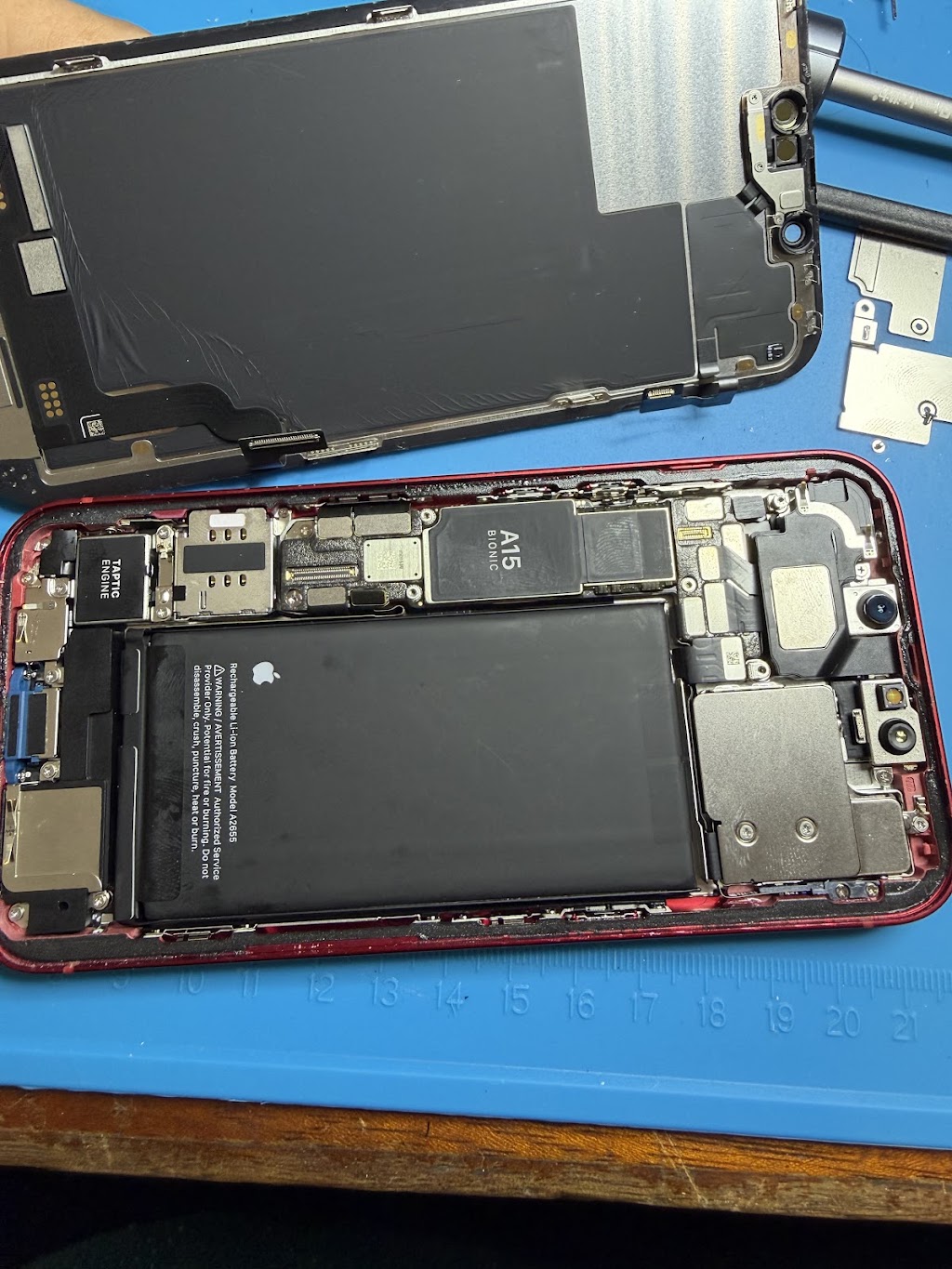 Original phone repair Caboolture | 14 Cassowary Ct, Caboolture QLD 4510, Australia | Phone: 0455 573 324