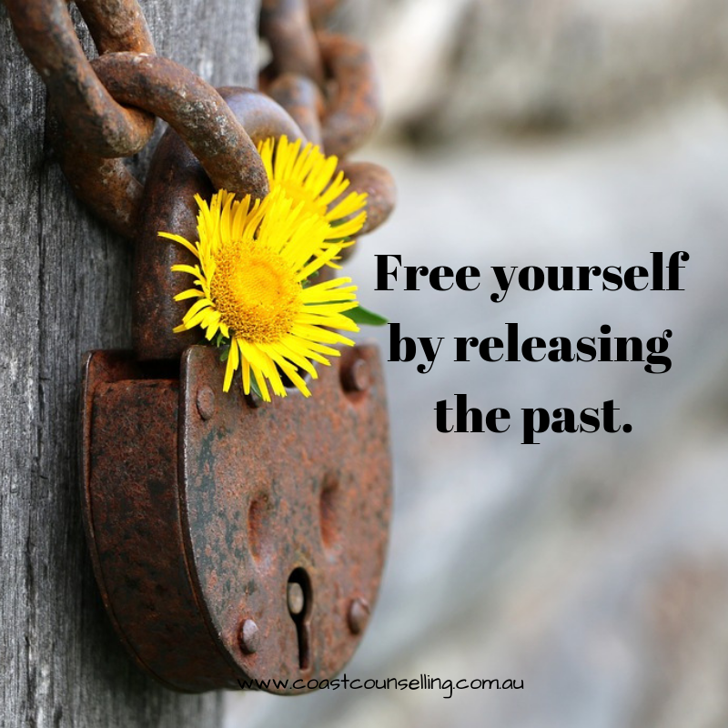 Intuitive Life Healings | 128 Broadwater Dr, Saratoga NSW 2251, Australia | Phone: 0452 410 506