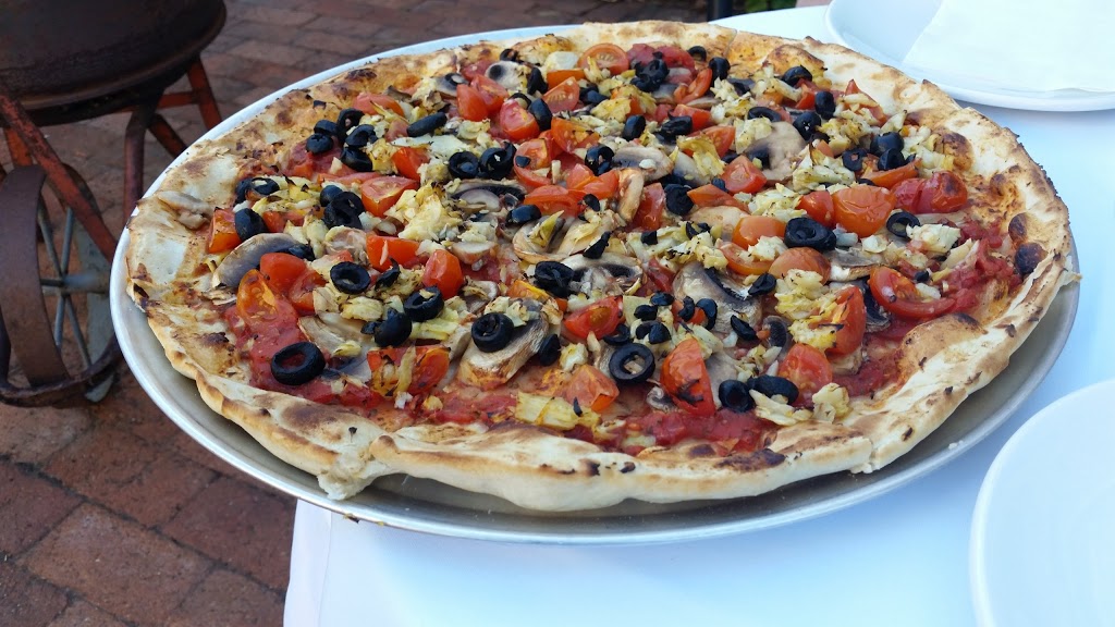 Pizza Rustica | 175-179 James Street, Ethel Street Courtyard, Guildford WA 6055, Australia | Phone: (08) 6365 0477