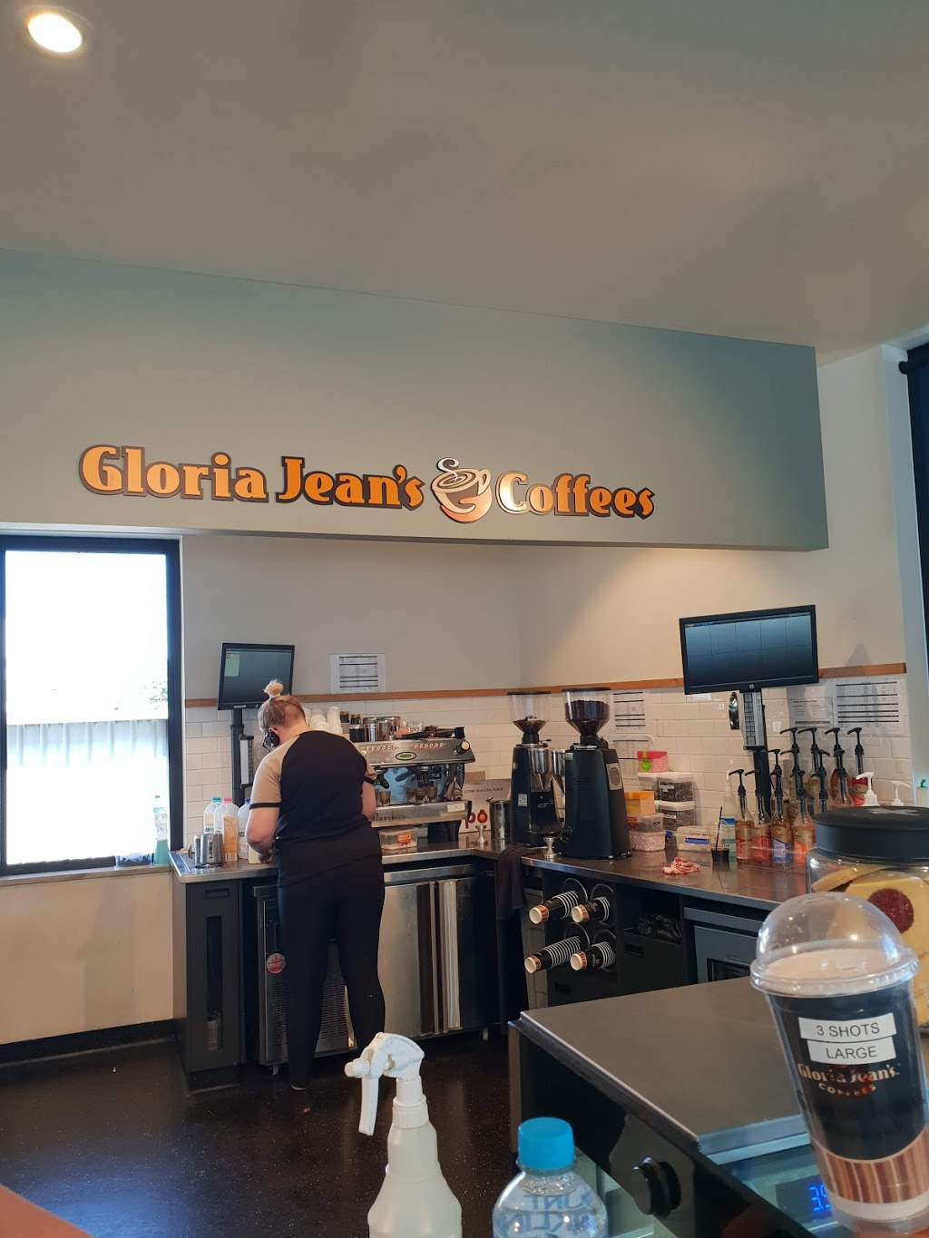 Gloria Jeans Coffees | cafe | 886/888 Beaudesert Rd, Coopers Plains QLD 4108, Australia | 0731622757 OR +61 7 3162 2757