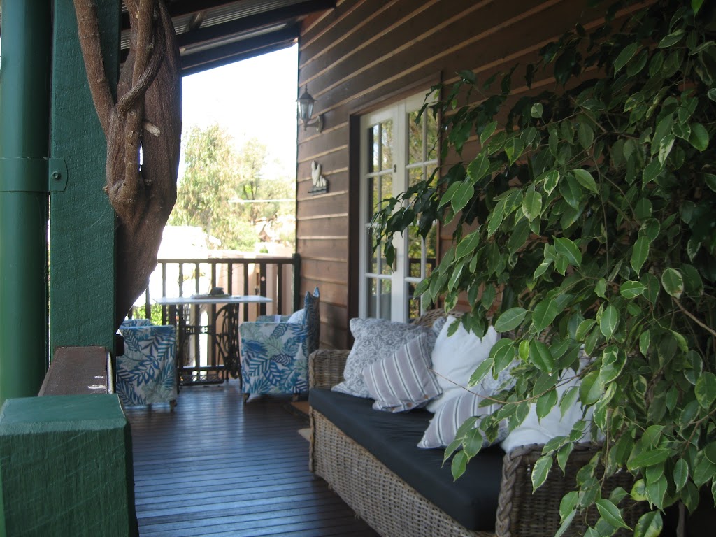 RoseMoore Bed & Breakfast | lodging | 2 Winifred St, Mosman Park WA 6012, Australia | 0893848214 OR +61 8 9384 8214