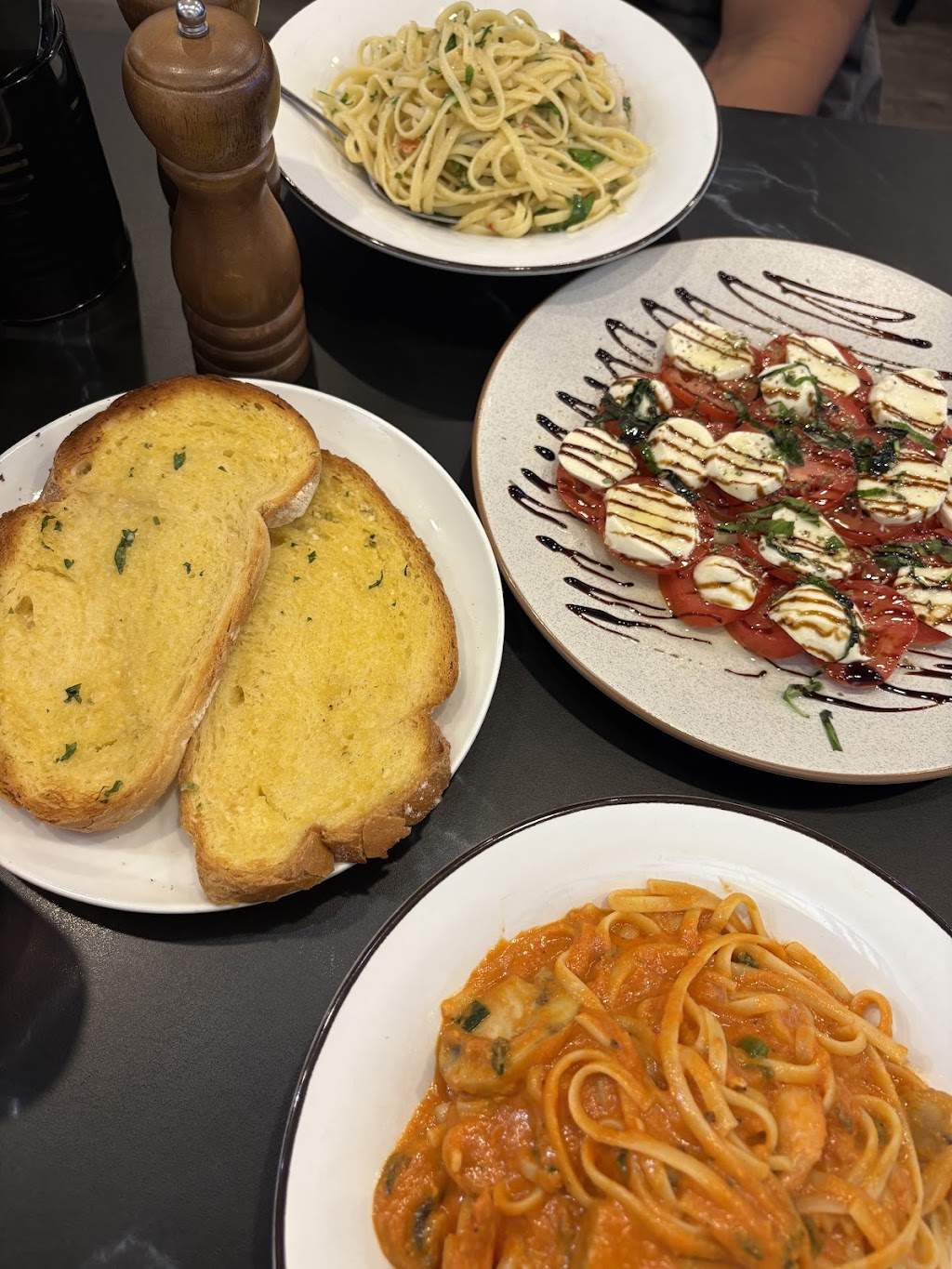 pasta piatto | 14/29 Marco Ave, Revesby NSW 2212, Australia | Phone: (02) 8528 2951