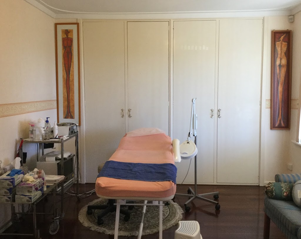 Violettas Electrolysis Clinic | 27 June Rd, Safety Bay WA 6169, Australia | Phone: 0412 382 757