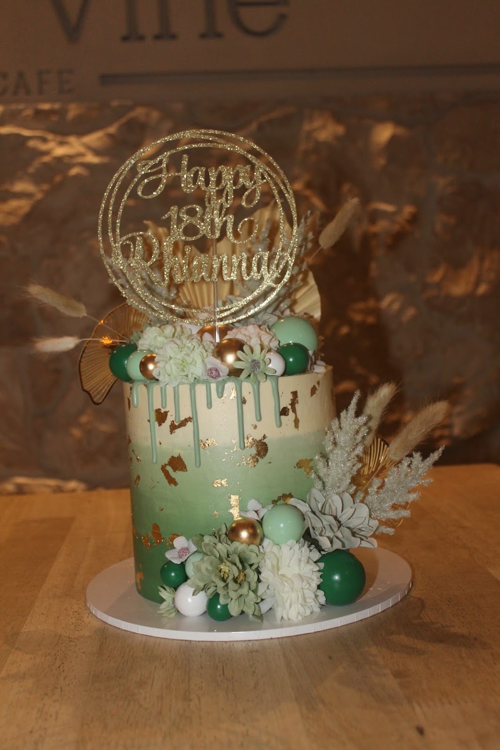 Little Island Bakes | Foxtail Cres, Banksia Beach QLD 4507, Australia | Phone: 0413 255 520