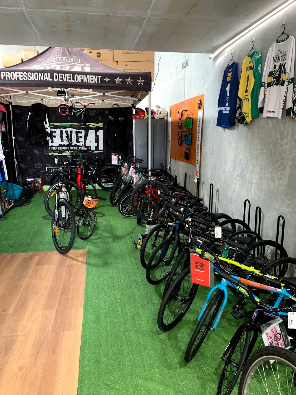 The Cali Bike Shed | bicycle store | Shed 9/24-26 Hancock Way, Baringa QLD 4551, Australia | 0414104541 OR +61 414 104 541