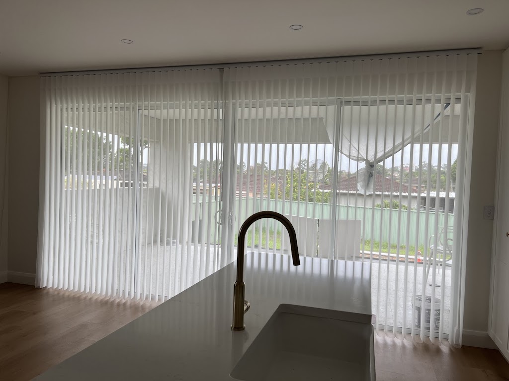 Men in Blinds | 674 Hume Hwy, Yagoona NSW 2199, Australia | Phone: 0416 243 435