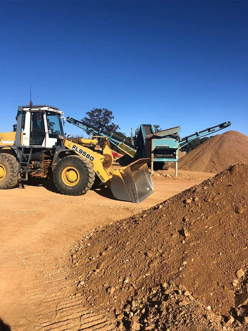 Dubbo Hardrock Quarry | 10R Lagoon Creek Rd, Minore NSW 2830, Australia | Phone: 0419 815 130