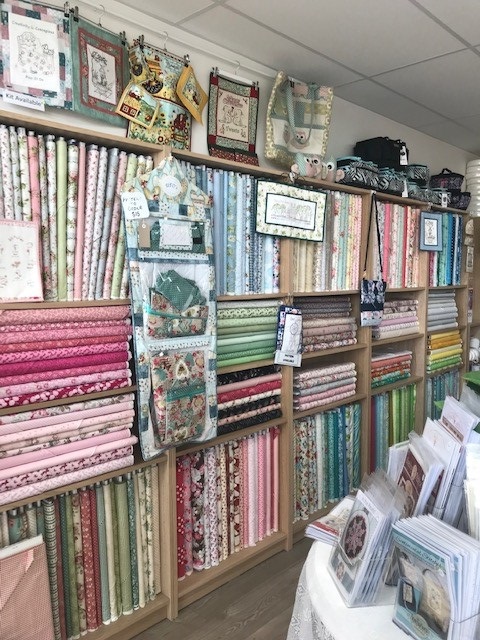 The Quilters Closet | 4/51 Victoria St, Warragul VIC 3820, Australia | Phone: 61 411 463 390