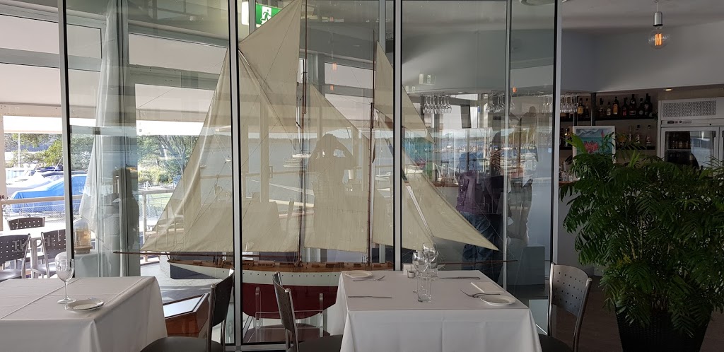 The Point Restaurant | restaurant | Soldiers Point Marina, 1 Sunset Blvd, Soldiers Point NSW 2317, Australia | 0249847111 OR +61 2 4984 7111