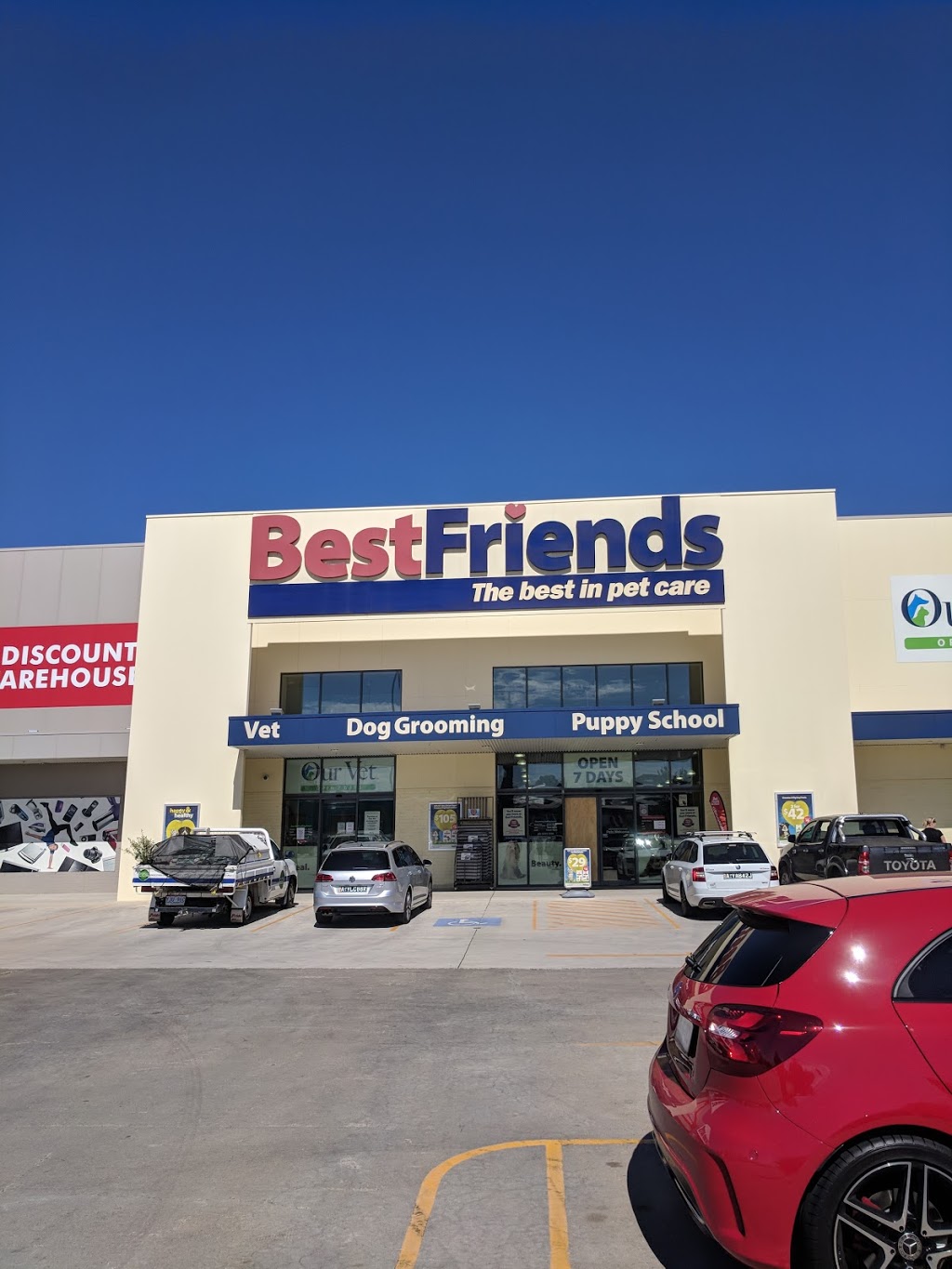 Best Friends Fyshwick | pet store | 1 Barrier St, Fyshwick ACT 2609, Australia | 0262032500 OR +61 2 6203 2500