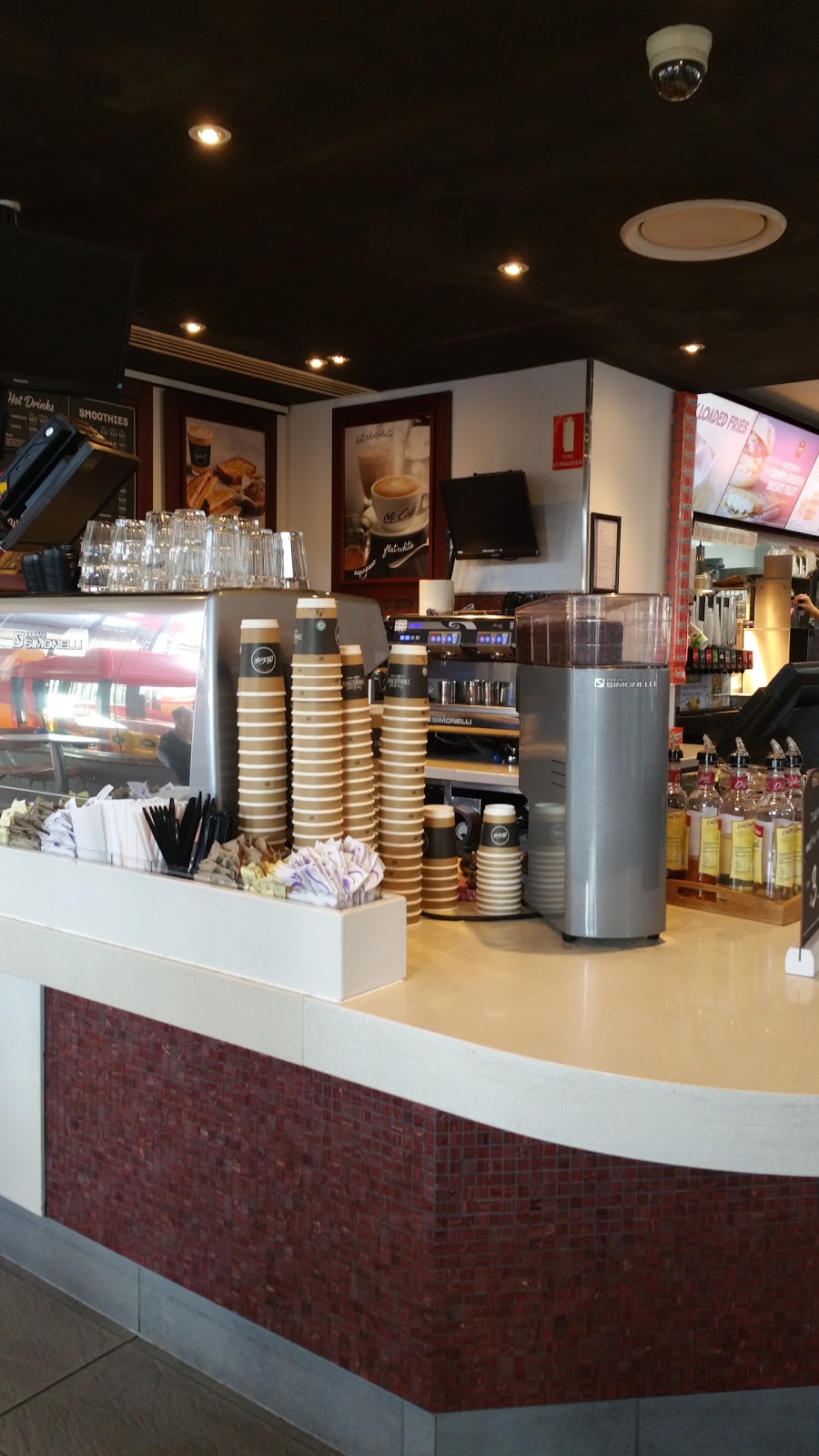 McDonalds Browns Plains | cafe | 26-48 Browns Plains Rd, Browns Plains QLD 4118, Australia | 0738008873 OR +61 7 3800 8873