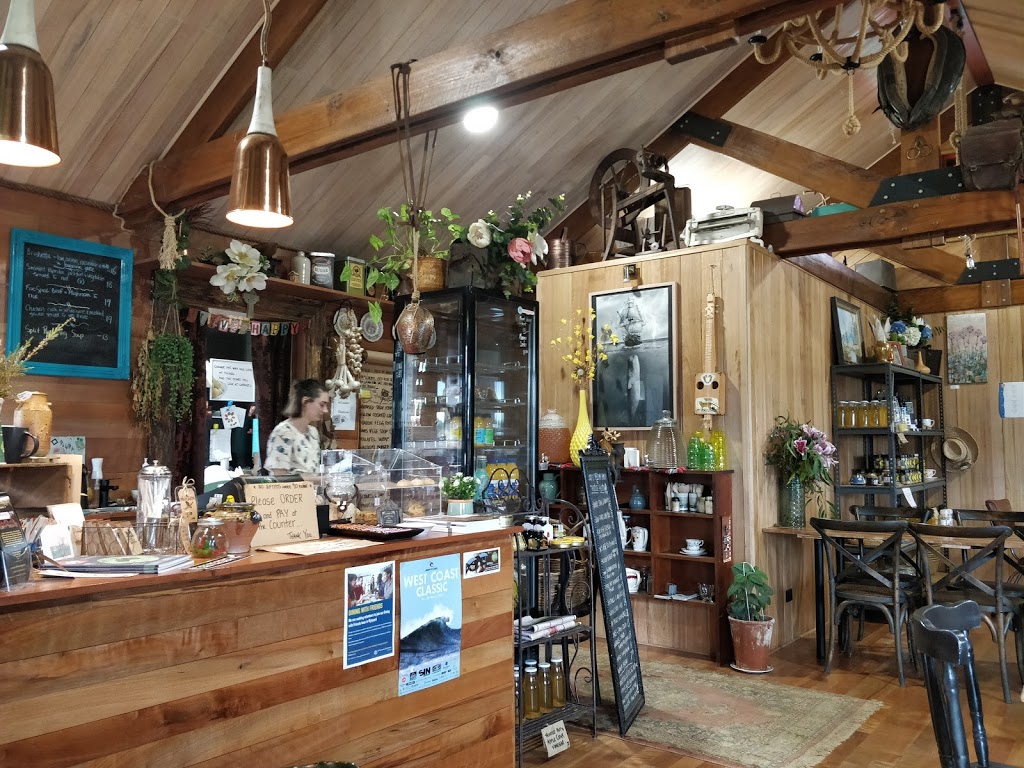 Thistle Hut | cafe | 17427 Bass Hwy, Boat Harbour TAS 7321, Australia | 0364451719 OR +61 3 6445 1719