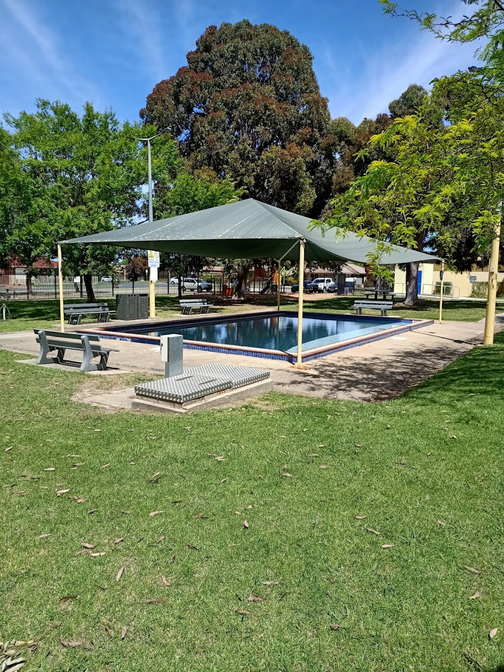 Lavington Swim Centre | Moore St, Lavington NSW 2641, Australia | Phone: (02) 6025 1034