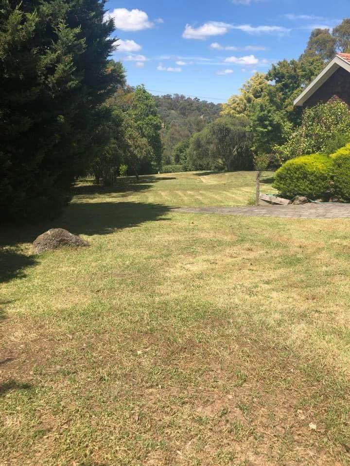 Jnn lawns | Kangaroo Ground-st Andrews Rd, Panton Hill VIC 3759, Australia | Phone: 0434 134 990